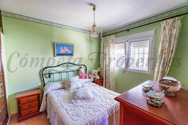 3 quarto Apartamento para venda em Nerja - 260 000 € (Ref: 8950958)