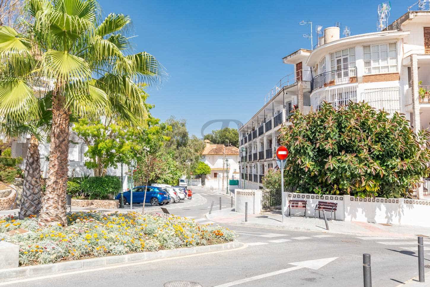 Apartamento de 3 habitaciones en Nerja en venta - 260.000 € (Ref: 8950958)