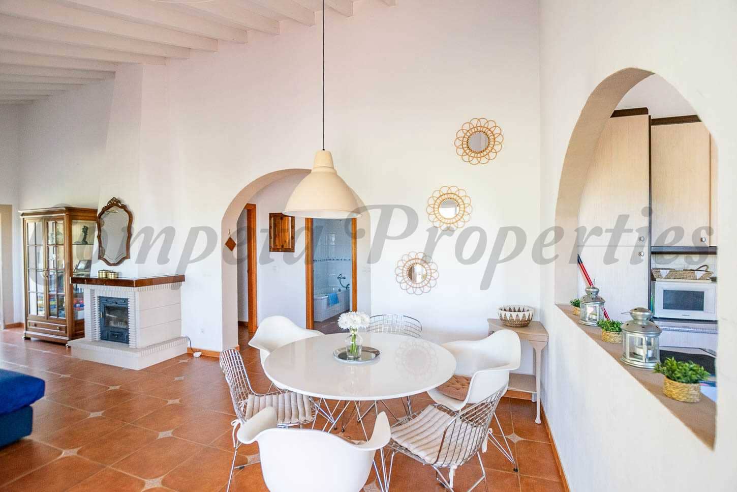 4 soveværelse Villa til salg i Competa med swimmingpool - € 499.000 (Ref: 8970901)