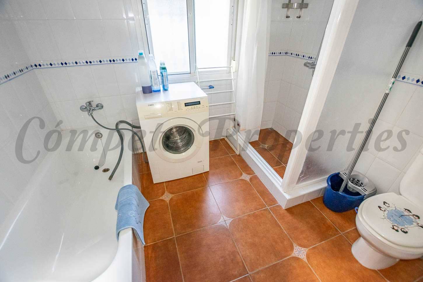 4 soveværelse Villa til salg i Competa med swimmingpool - € 499.000 (Ref: 8970901)