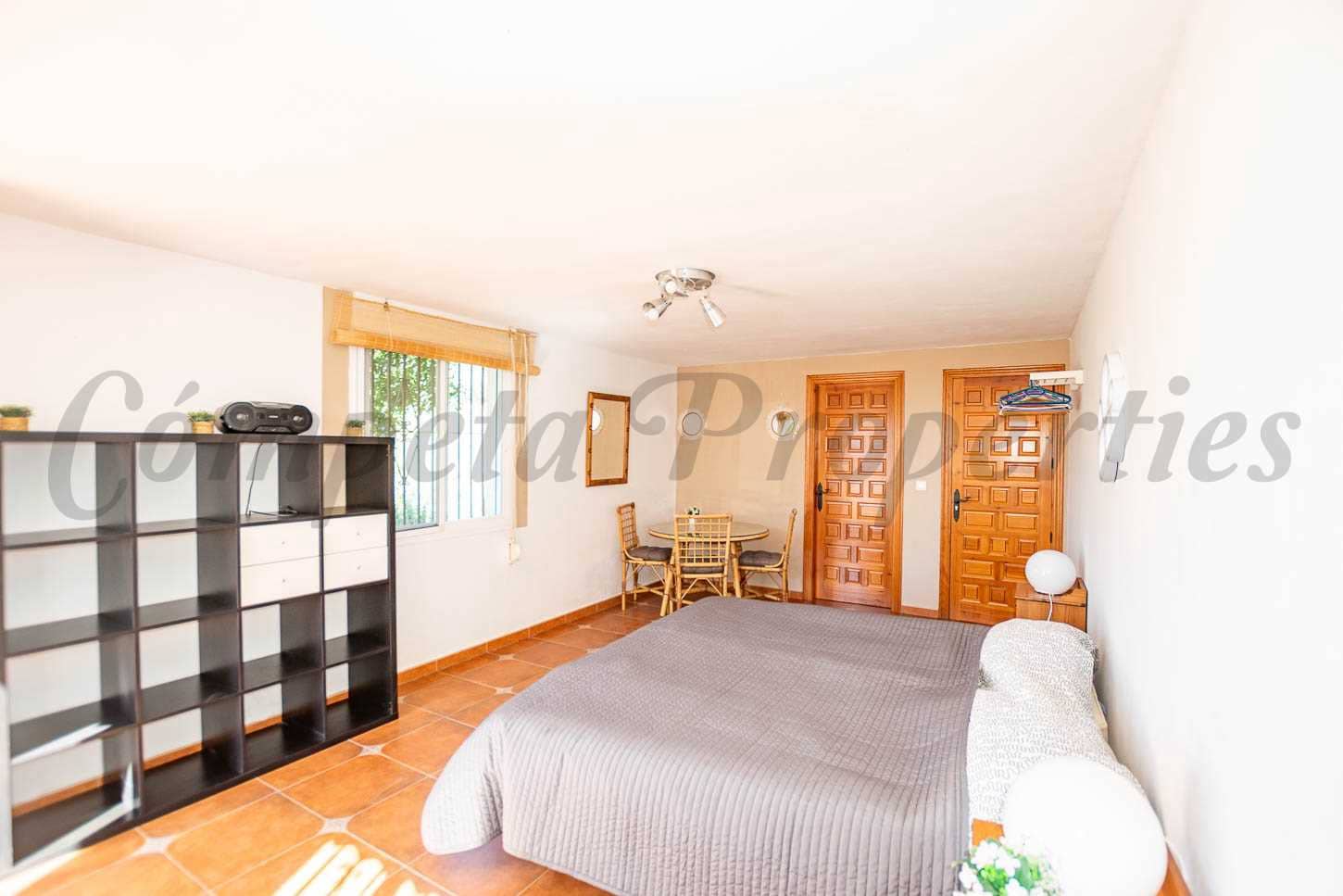 4 soveværelse Villa til salg i Competa med swimmingpool - € 499.000 (Ref: 8970901)