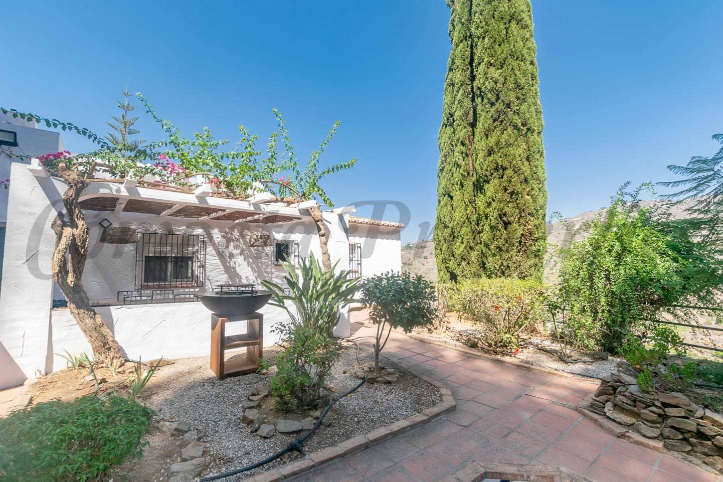 6 sypialnia Finka/Dom wiejski na sprzedaż w Torrox z basenem garażem - 795 000 € (Ref: 8979677)