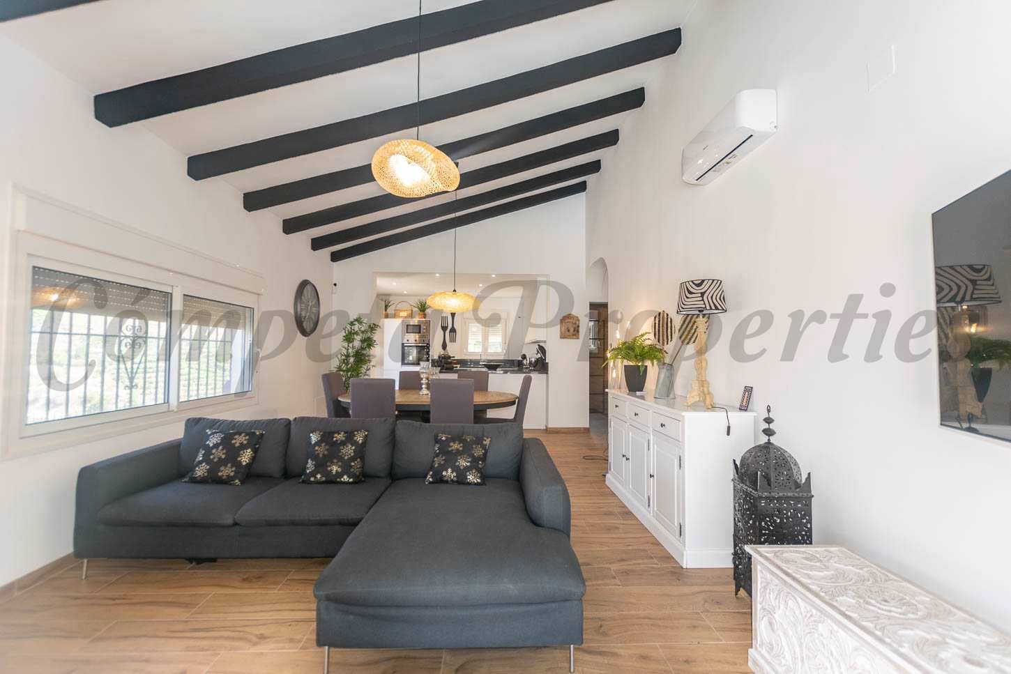 6 sypialnia Finka/Dom wiejski na sprzedaż w Torrox z basenem garażem - 795 000 € (Ref: 8979677)