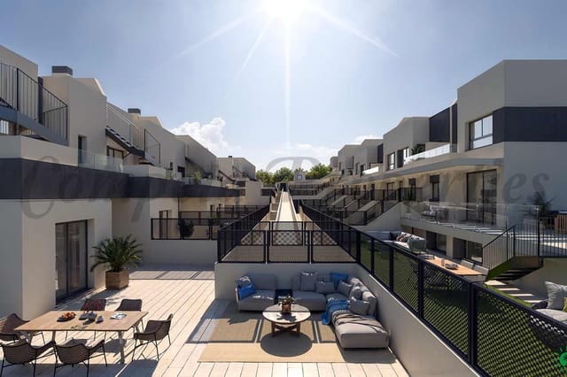 3 chambre Villa/Maison Mitoyenne à vendre à Nerja avec piscine garage - 850 000 € (Ref: 8994062)