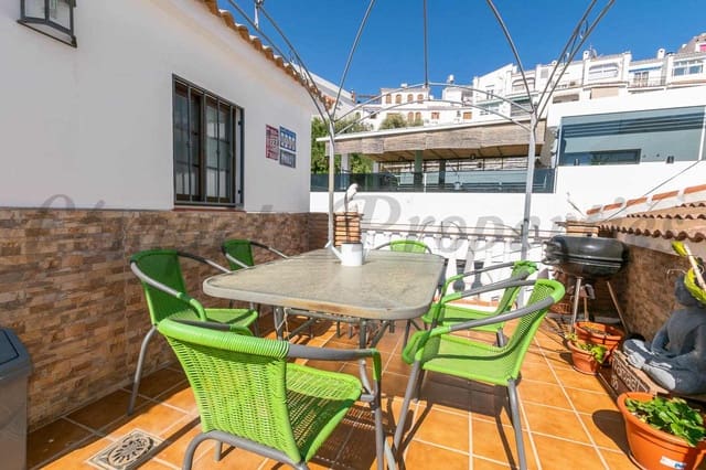 Casa de 2 habitaciones en Cómpeta en venta con garaje - 149.000 € (Ref: 8997647)