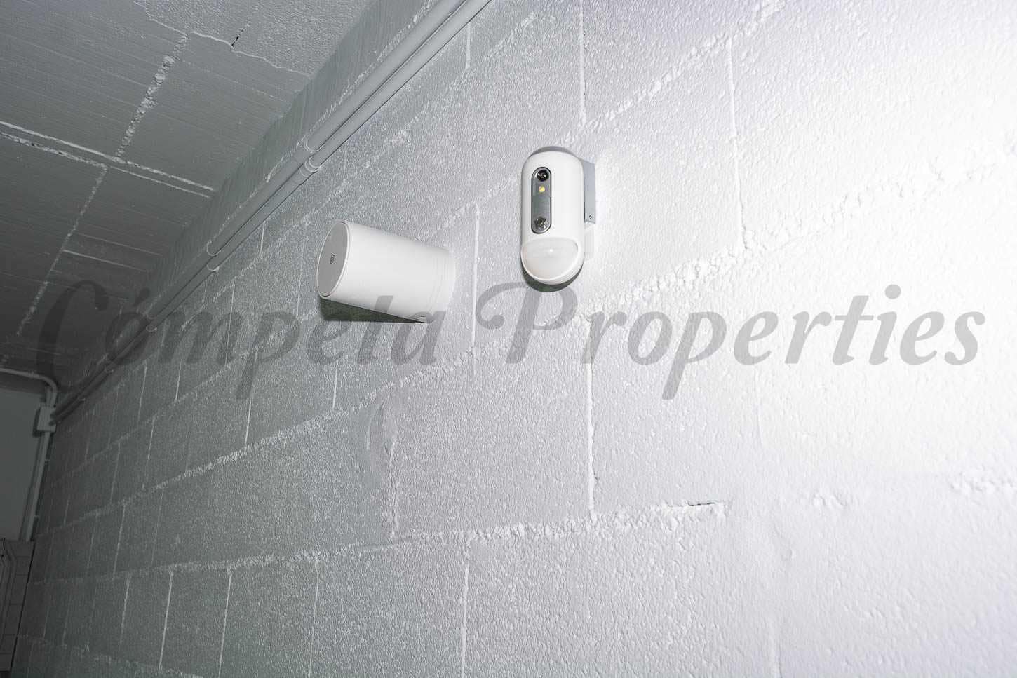 Garage til salg i Nerja - € 72.000 (Ref: 9004159)