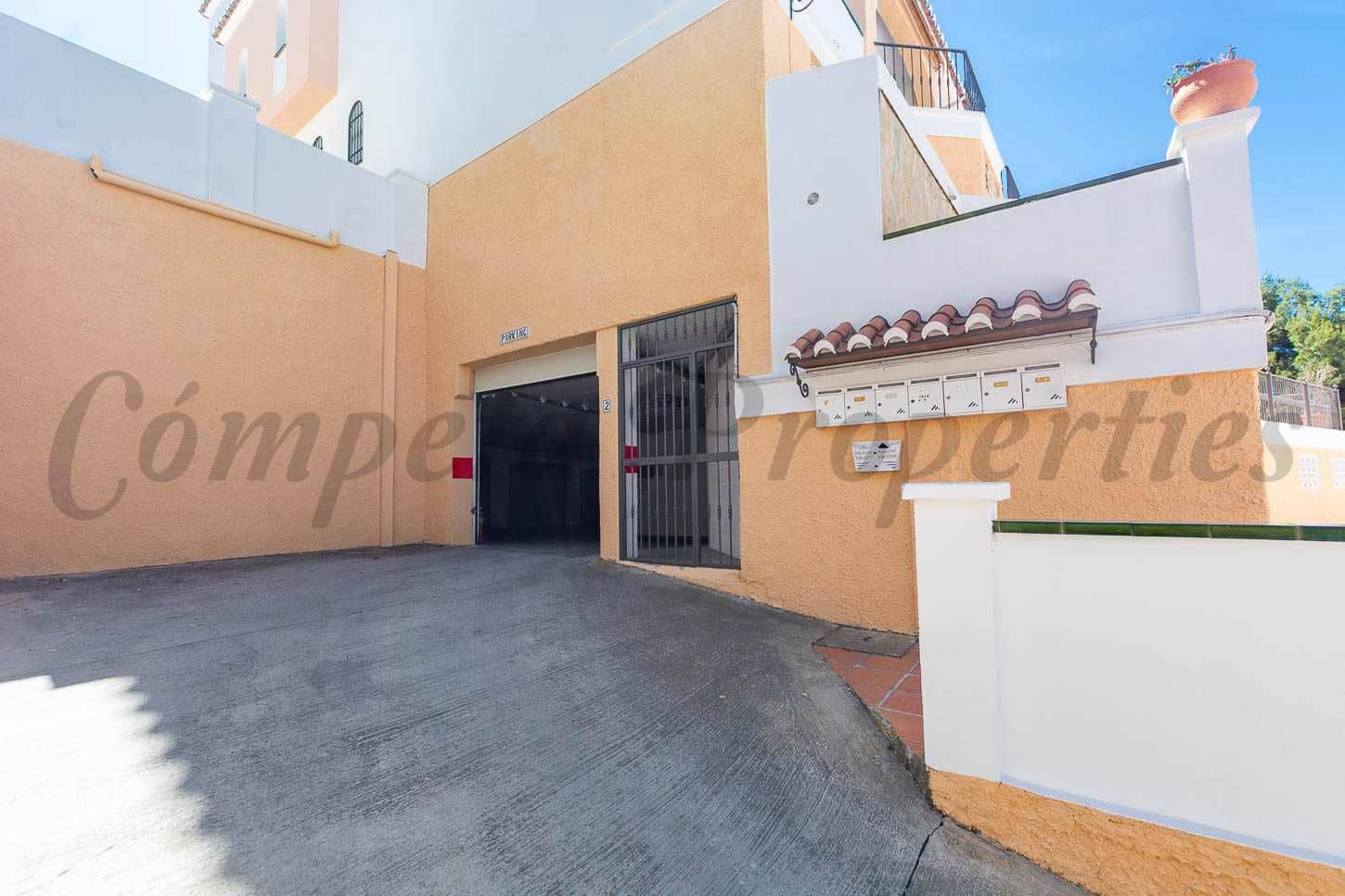 Garage til salg i Nerja - € 72.000 (Ref: 9004159)