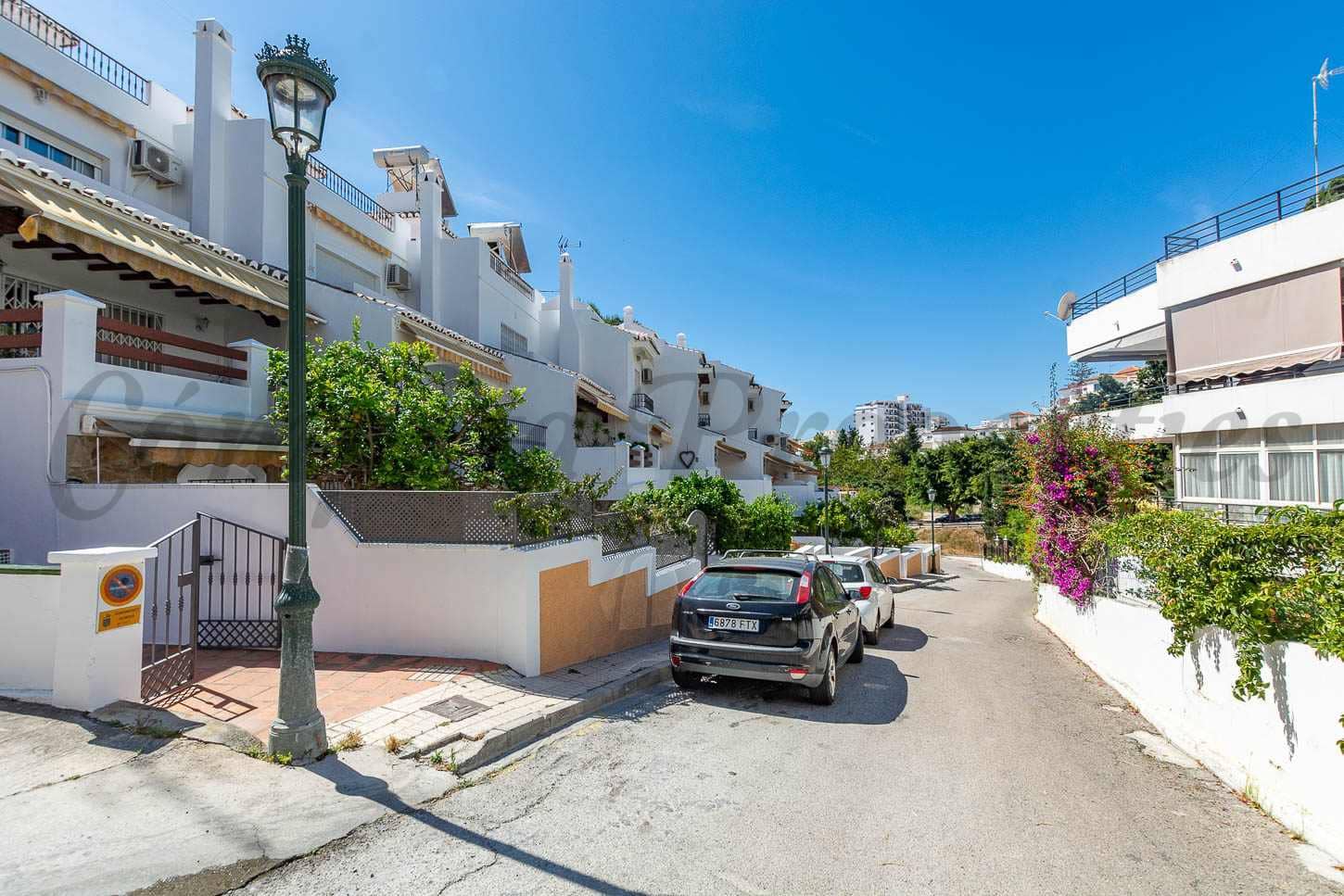 Garage til salg i Nerja - € 72.000 (Ref: 9004159)