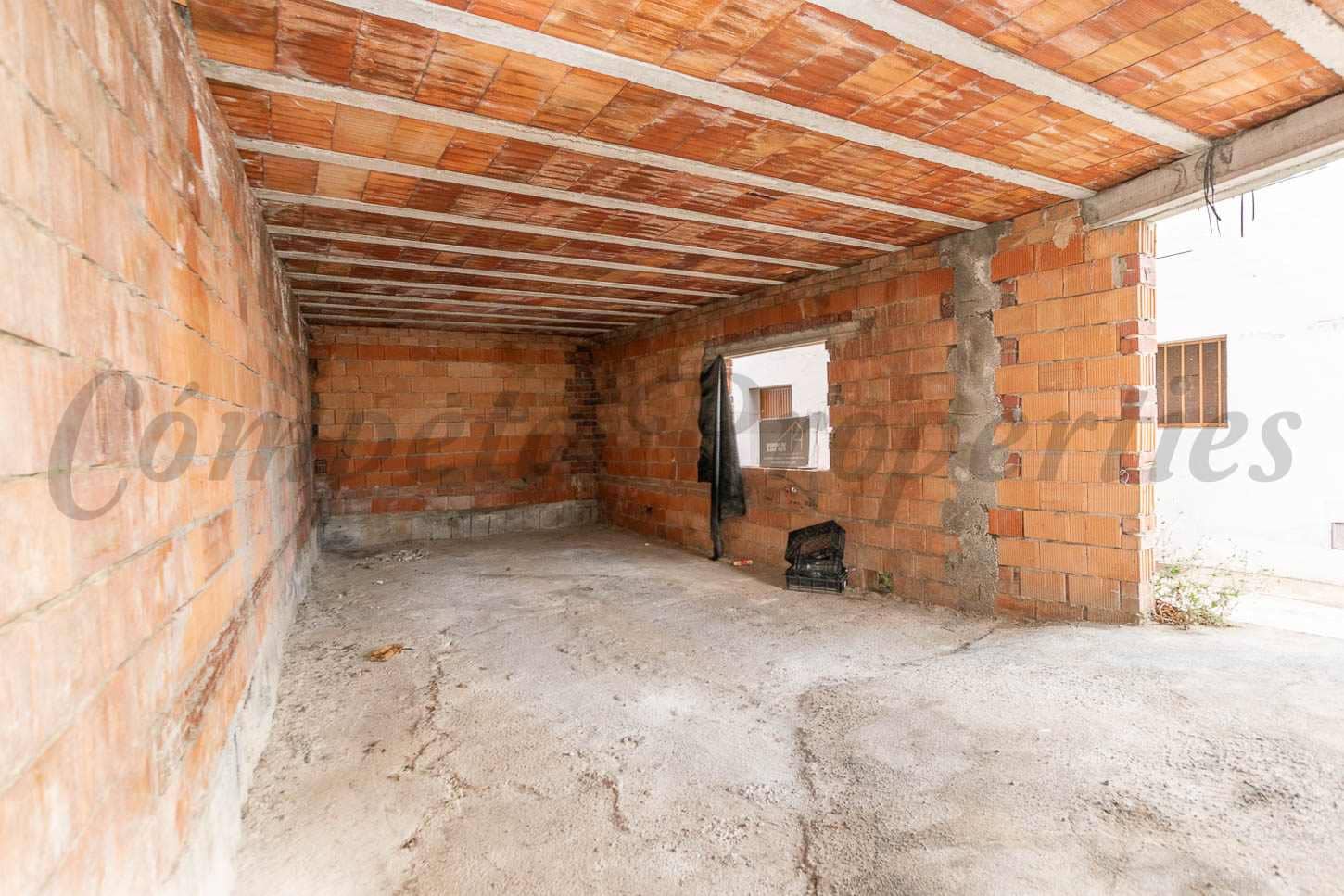 2 soveværelse Byhus til salg i Corumbela - € 55.000 (Ref: 9005413)