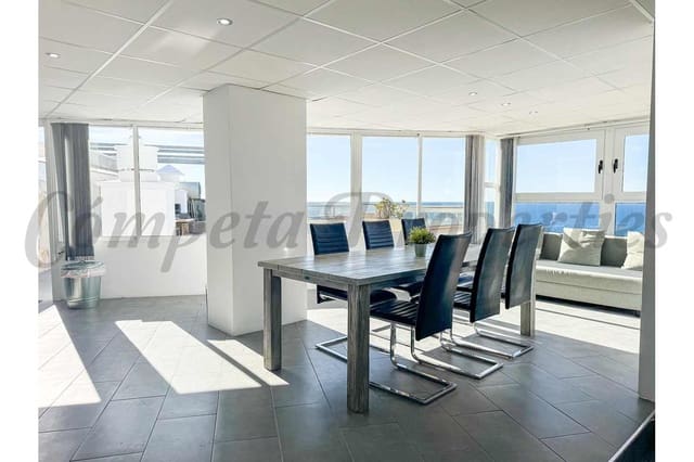 3 slaapkamer Appartement te koop in Torrox-Costa, Torrox met zwembad - € 699.000 (Ref: 9027742)