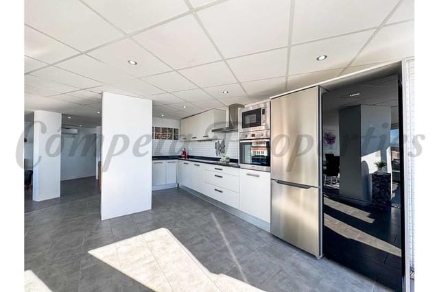 3 slaapkamer Appartement te koop in Torrox-Costa, Torrox met zwembad - € 699.000 (Ref: 9027742)