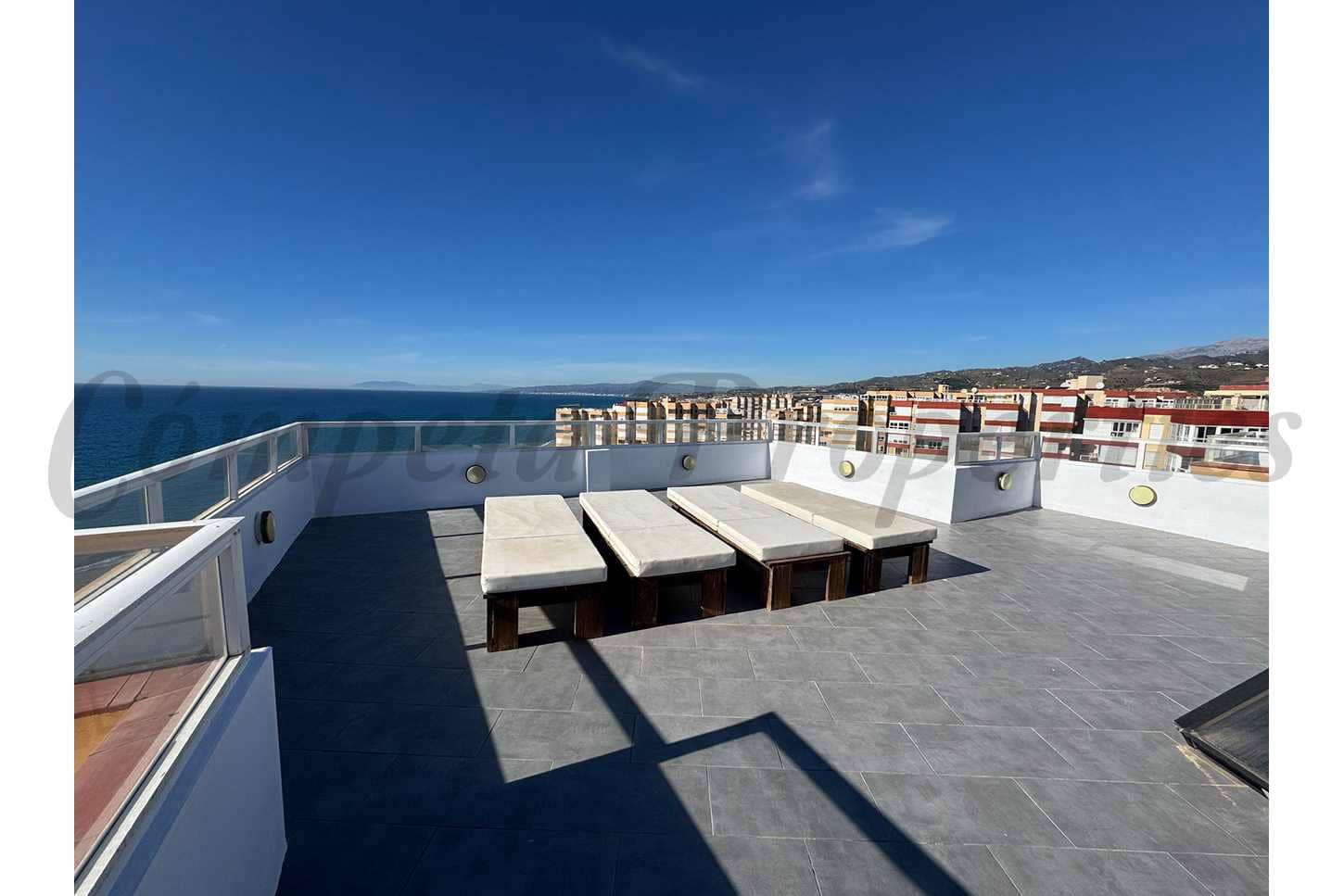 3 soveværelse Lejlighed til salg i Torrox-Costa med swimmingpool - € 699.000 (Ref: 9027742)