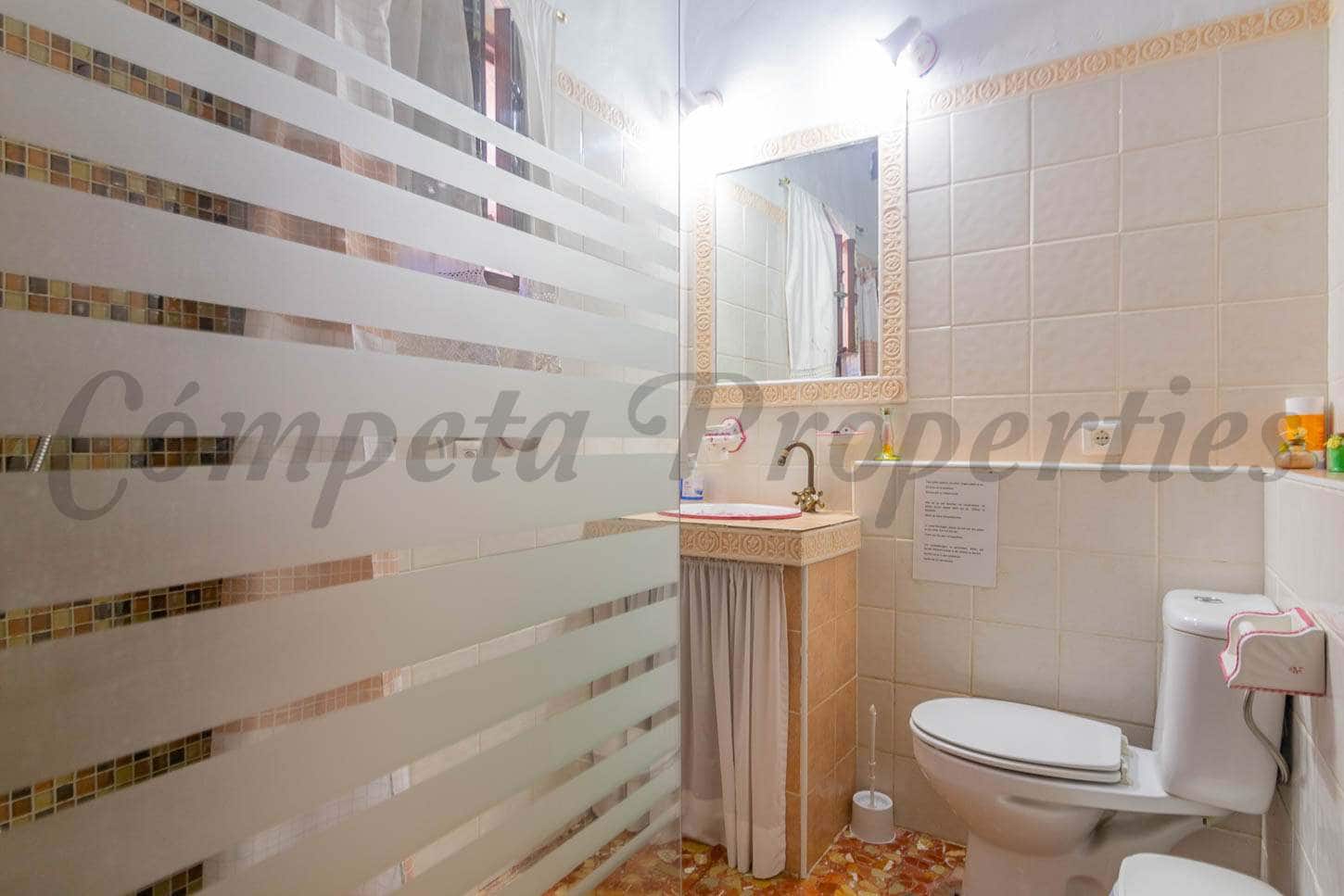 3 chambre Finca/Maison de Campagne à vendre à Sedella avec piscine - 225 000 € (Ref: 9030715)