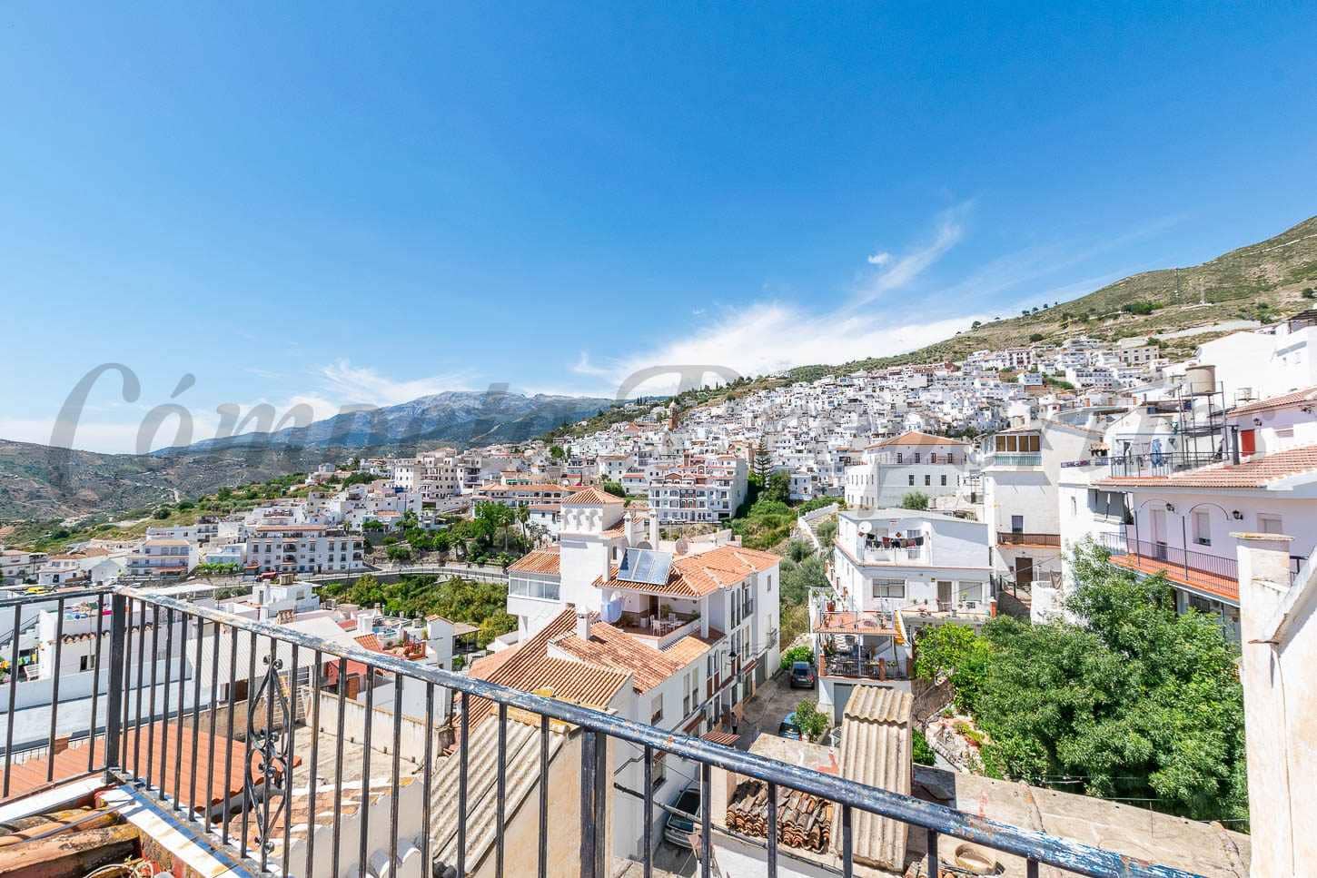 3 bedroom Townhouse for sale in Competa - € 190,000 (Ref: 9032201)