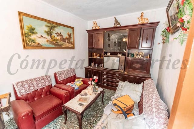 3 bedroom Townhouse for sale in Cómpeta - € 190,000 (Ref: 9032201)