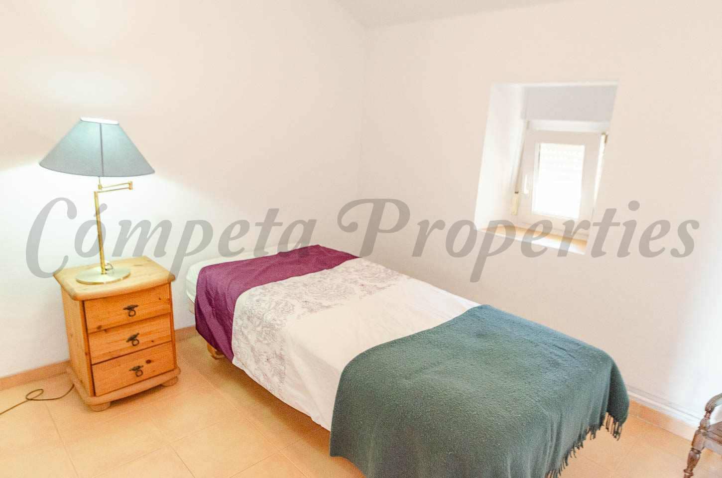 5 sypialnia Willa na sprzedaż w Competa z basenem - 395 000 € (Ref: 9056952)