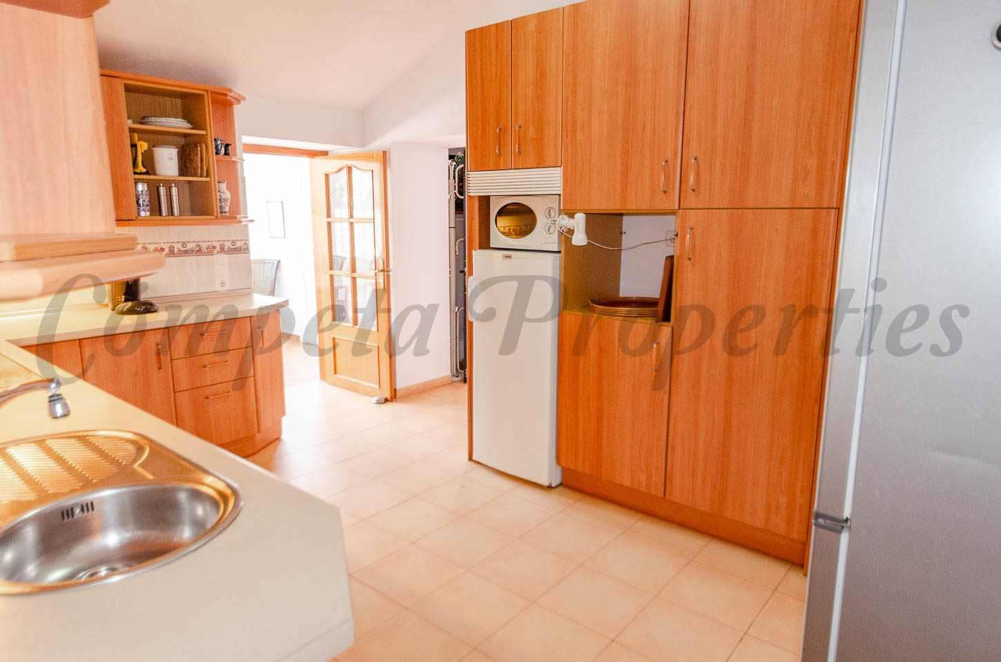 5 sypialnia Willa na sprzedaż w Competa z basenem - 395 000 € (Ref: 9056952)