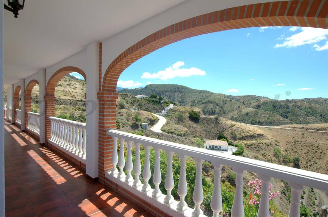 5 slaapkamer Villa te koop in Sedella met garage - € 420.000 (Ref: 9058361)