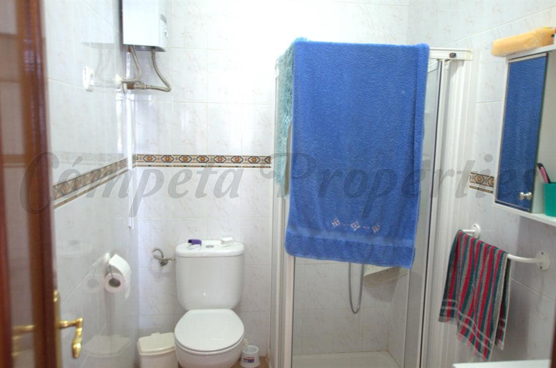 5 slaapkamer Villa te koop in Sedella met garage - € 420.000 (Ref: 9058361)