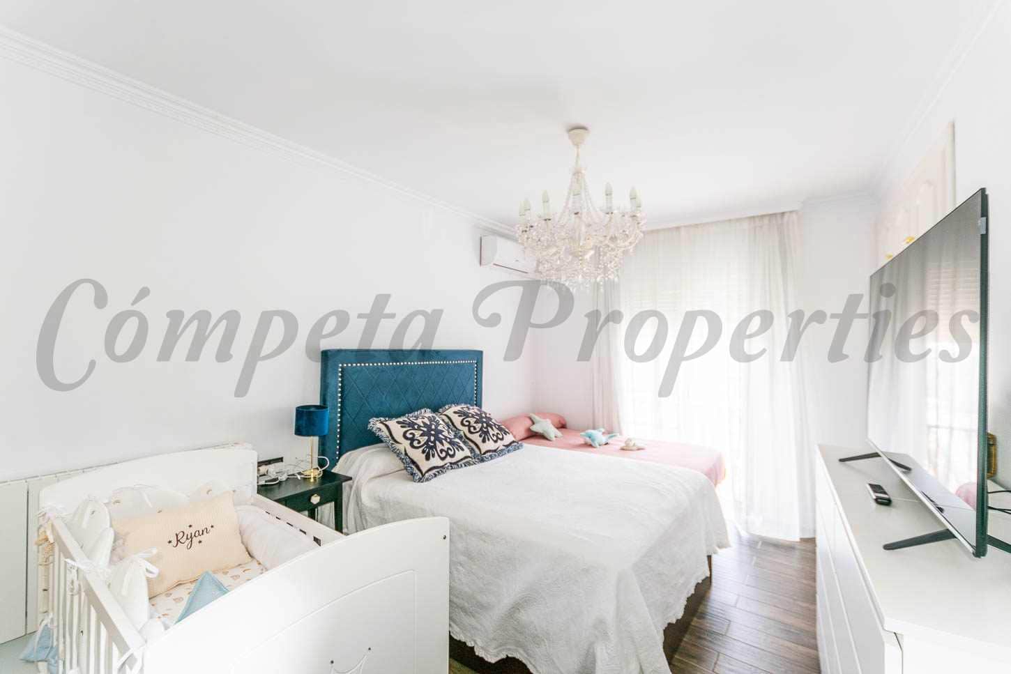 3 soveværelse Byhus til salg i Corumbela - € 220.000 (Ref: 9070423)