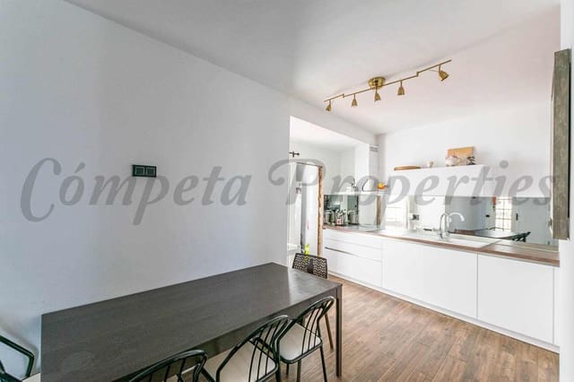 3 soveværelse Byhus til salg i Corumbela, Sayalonga - € 220.000 (Ref: 9070423)