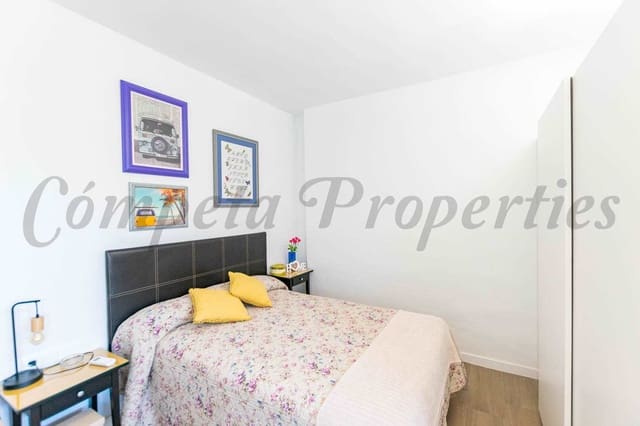 4 soverom Villa til salgs i Arenas med svømmebasseng - € 398 000 (Ref: 9072881)