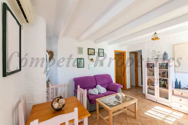 4 soverom Villa til salgs i Arenas med svømmebasseng - € 398 000 (Ref: 9072881)