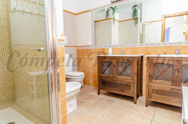 2 Zimmer Finca/Landgut zu verkaufen in Torrox mit Pool Garage - 360.000 € (Ref: 9074389)