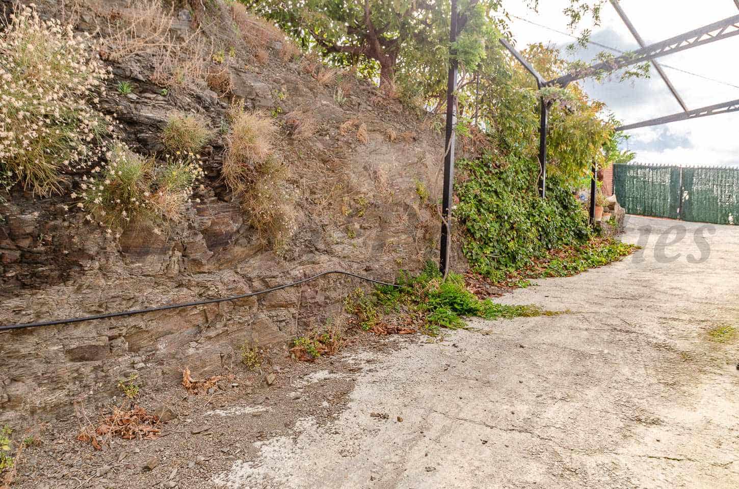 2 makuuhuone Maalaistalo myytävänä paikassa Torrox mukana uima-altaan 
autotalli - 360 000 € (Ref: 9074389)