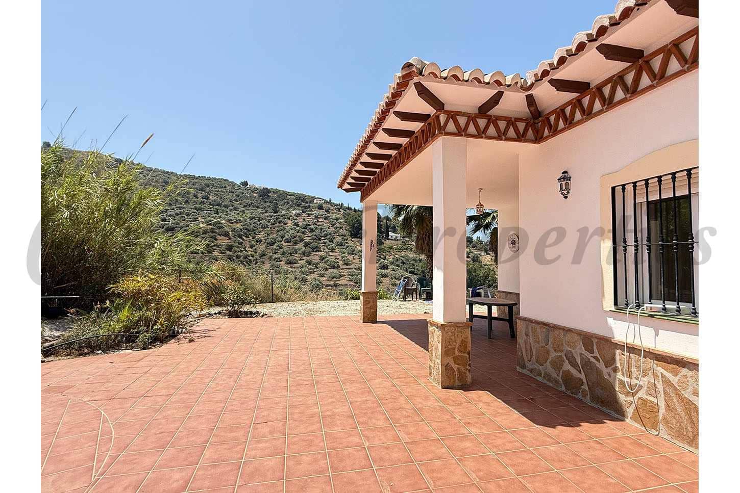 4 bedroom Villa for sale in Competa - € 329,900 (Ref: 9079677)