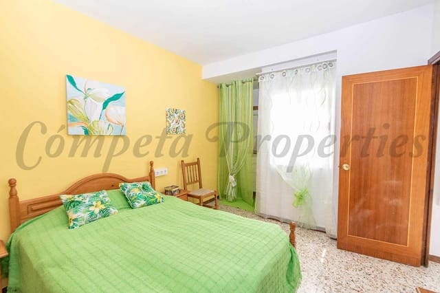 4 quarto Casa em Banda para venda em Torrox com garagem - 295 000 € (Ref: 9080752)