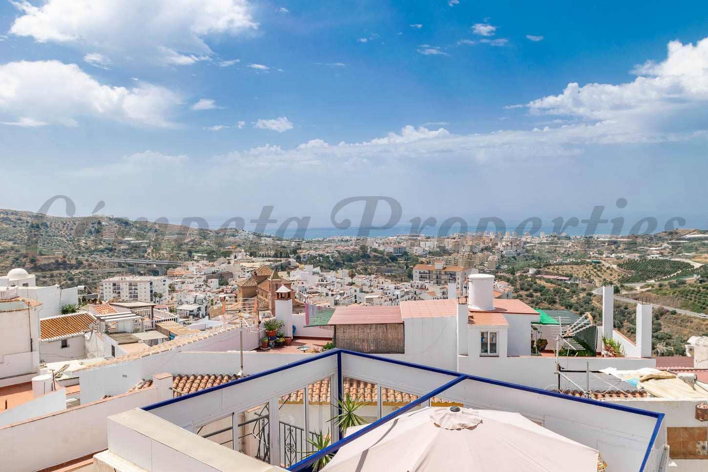 4 quarto Casa em Banda para venda em Torrox com garagem - 295 000 € (Ref: 9080752)