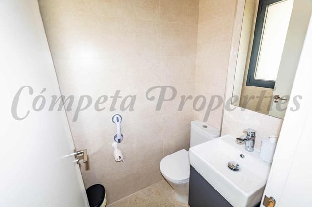 3 soveværelse Villa til salg i Torrox-Costa, Torrox med swimmingpool garage - € 595.000 (Ref: 9103156)