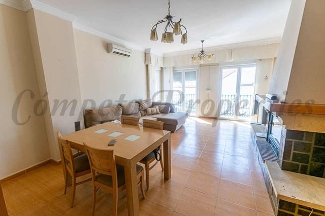 3 sovrum Lägenhet till salu i Sayalonga - 262 500 € (Ref: 9109152)