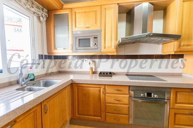 3 sovrum Lägenhet till salu i Sayalonga - 262 500 € (Ref: 9109152)