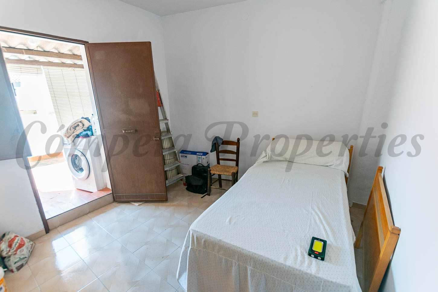 3 soveværelse Byhus til salg i Periana - € 80.000 (Ref: 9109698)