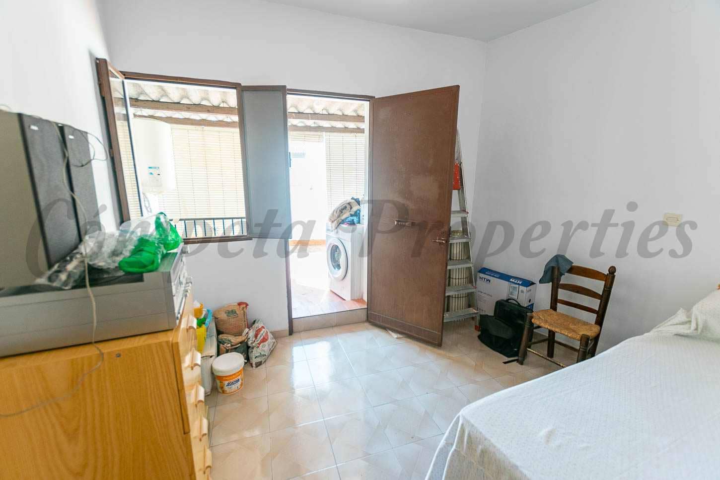 3 soveværelse Byhus til salg i Periana - € 80.000 (Ref: 9109698)