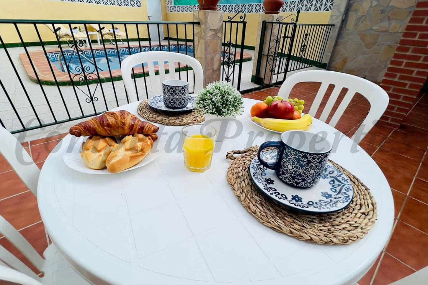 2 bedroom Finca/Country House for sale in Torrox with pool - € 260,000 (Ref: 9114490)