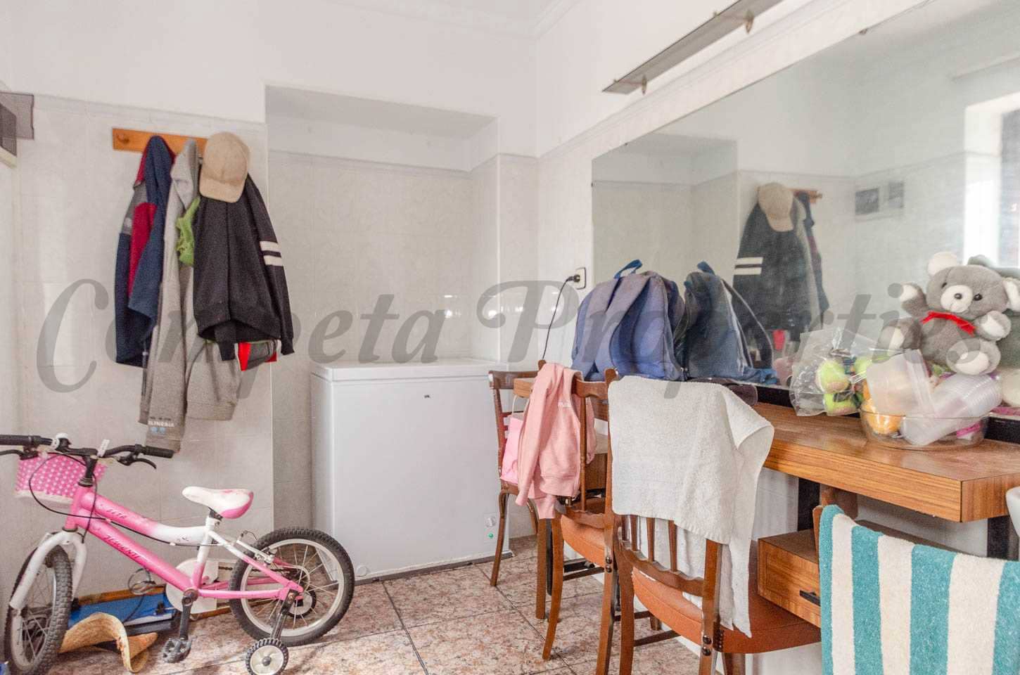 4 soveværelse Byhus til salg i Sayalonga - € 139.000 (Ref: 9127222)