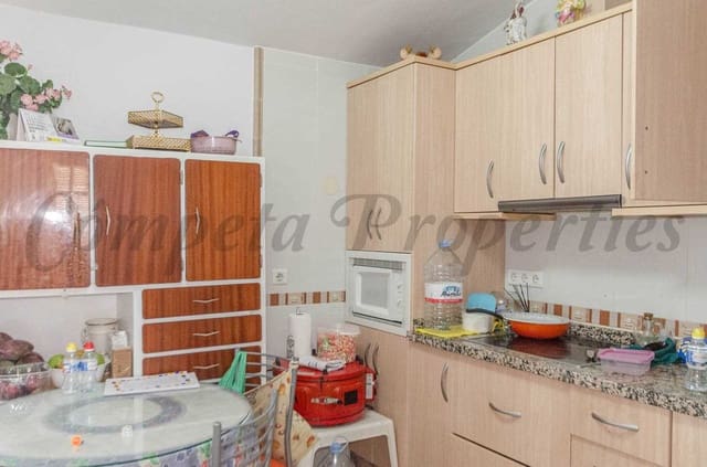 4 soveværelse Byhus til salg i Sayalonga - € 139.000 (Ref: 9127222)