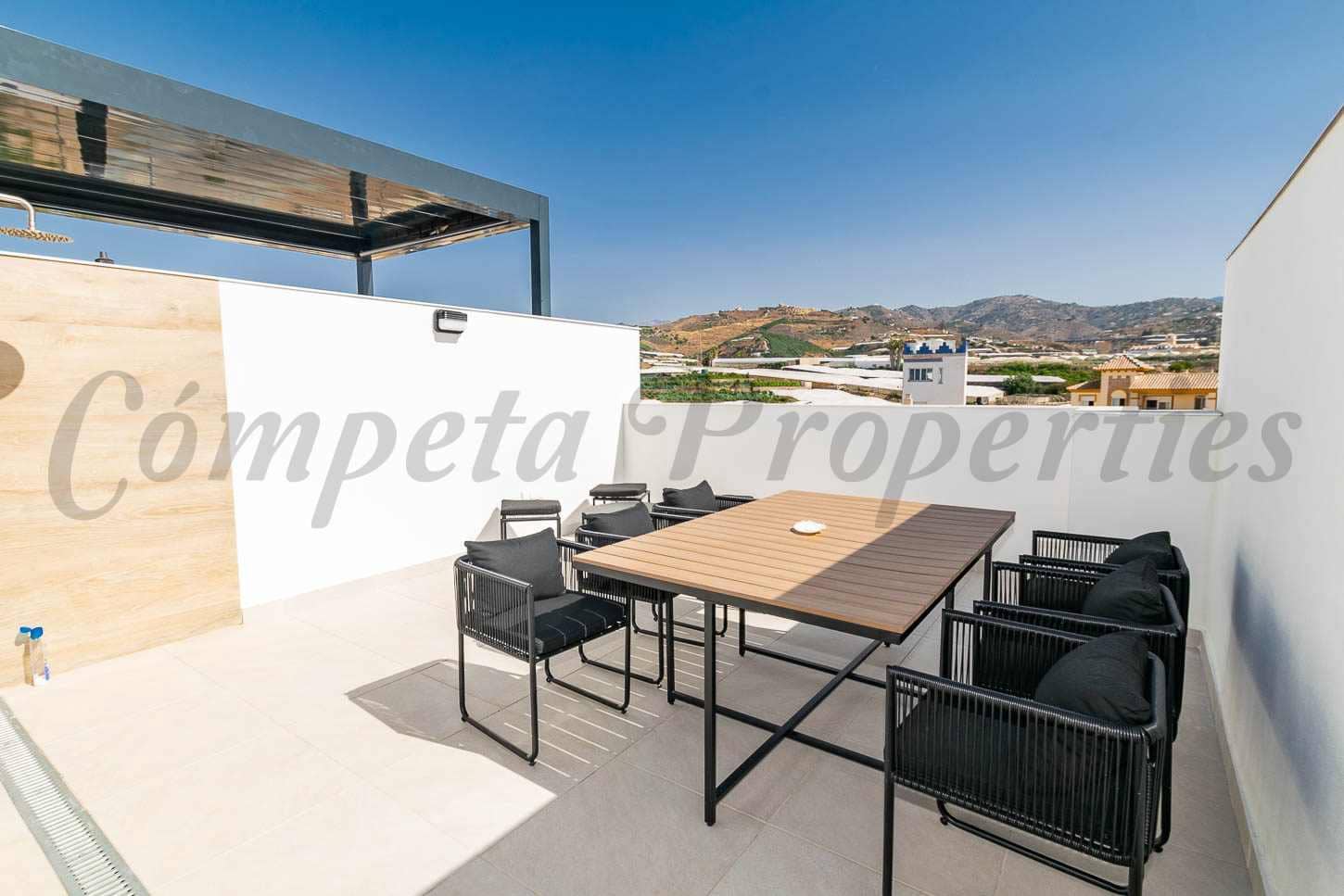 3 soveværelse Lejlighed til leje i Torrox-Costa med swimmingpool garage - € 1.500 (Ref: 9137423)