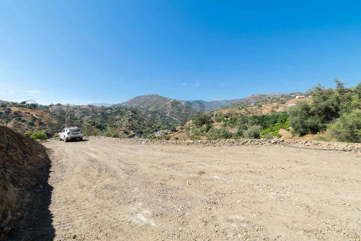 Maalaistalo myytävänä paikassa Torrox mukana 
autotalli - 117 500 € (Ref: 9144479)