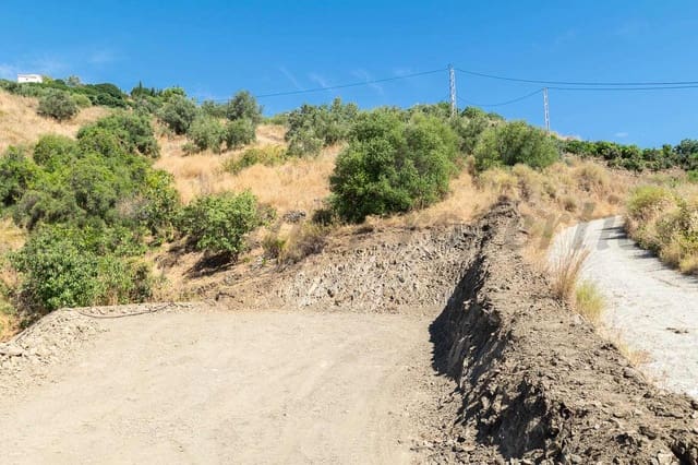 Maalaistalo myytävänä paikassa Torrox mukana 
autotalli - 117 500 € (Ref: 9144479)