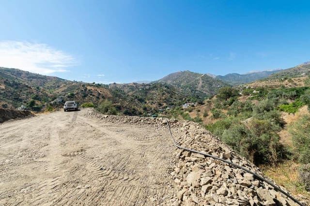 Maalaistalo myytävänä paikassa Torrox mukana 
autotalli - 117 500 € (Ref: 9144479)