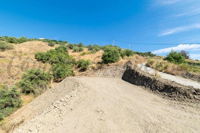 Maalaistalo myytävänä paikassa Torrox mukana 
autotalli - 117 500 € (Ref: 9144479)