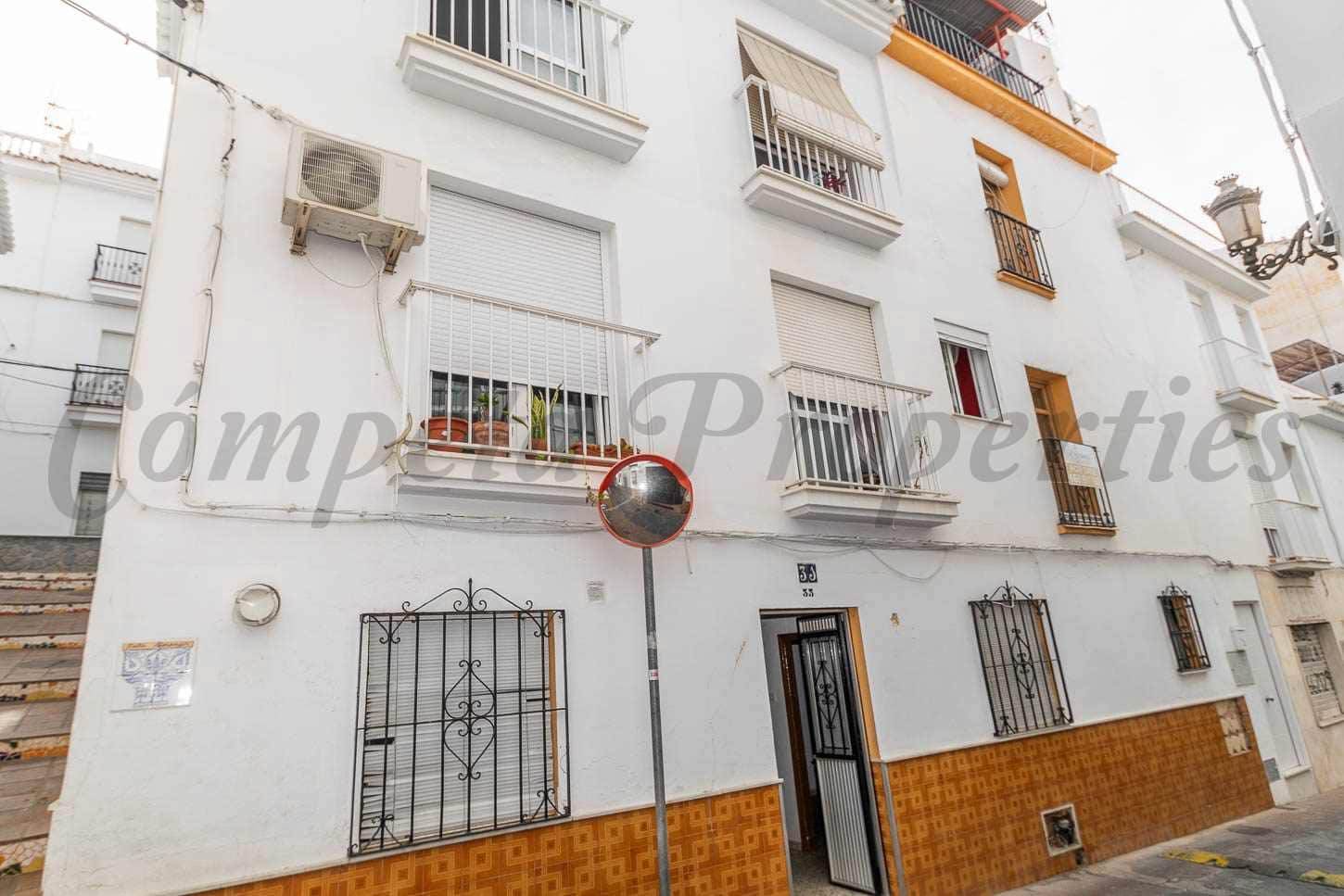 2 soverom Hus til salgs i Torrox - € 147 500 (Ref: 9144564)