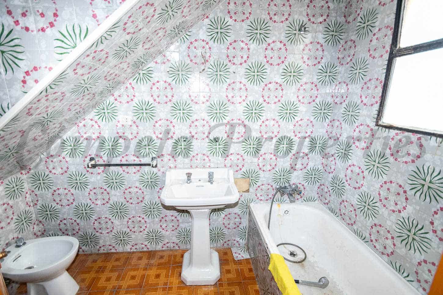 2 soverom Hus til salgs i Torrox - € 147 500 (Ref: 9144564)