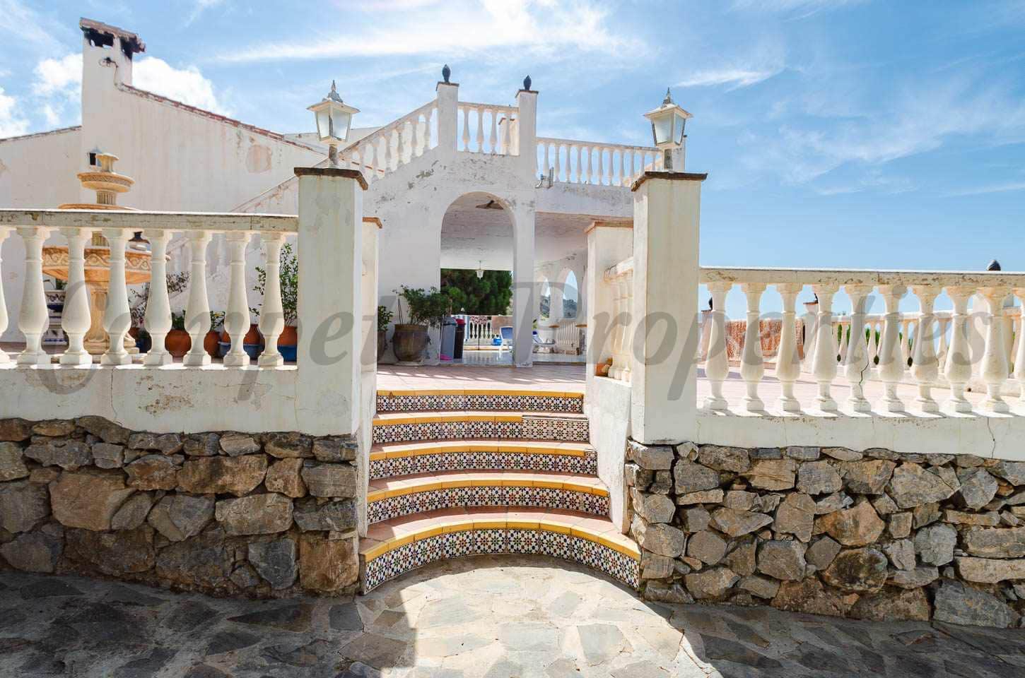 2 sovrum Finca/Hus på landet till salu i Competa med pool garage - 449 500 € (Ref: 9161305)