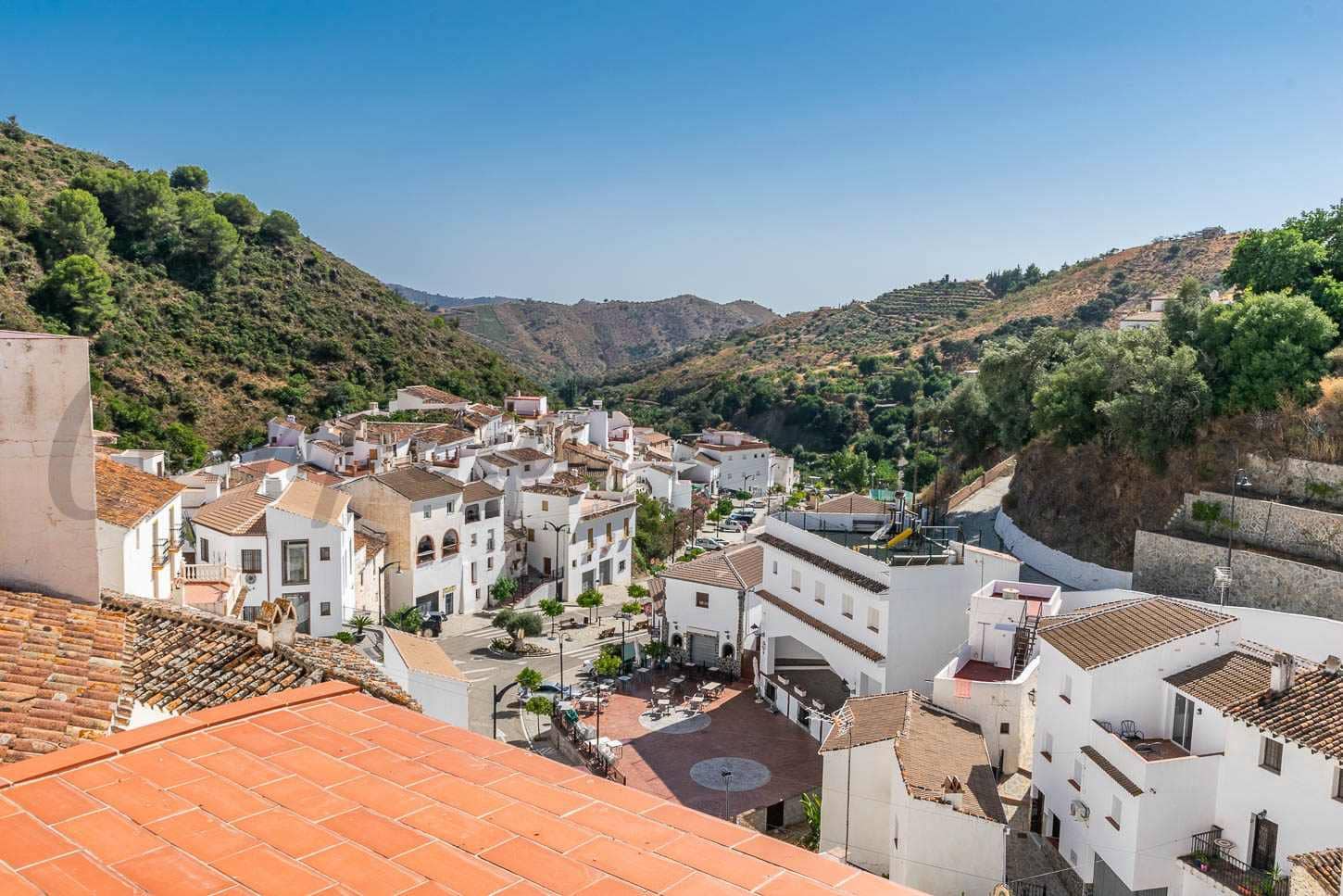 3 sypialnia Dom na sprzedaż w Salares - 66 000 € (Ref: 9166465)