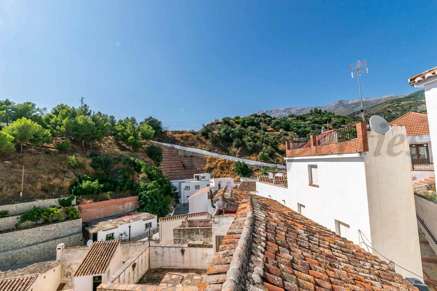 3 sypialnia Dom na sprzedaż w Salares - 66 000 € (Ref: 9166465)